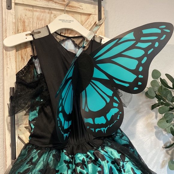 Butterfly Costume - with Velcro Wings - Girls Large - Picture 3 of 5